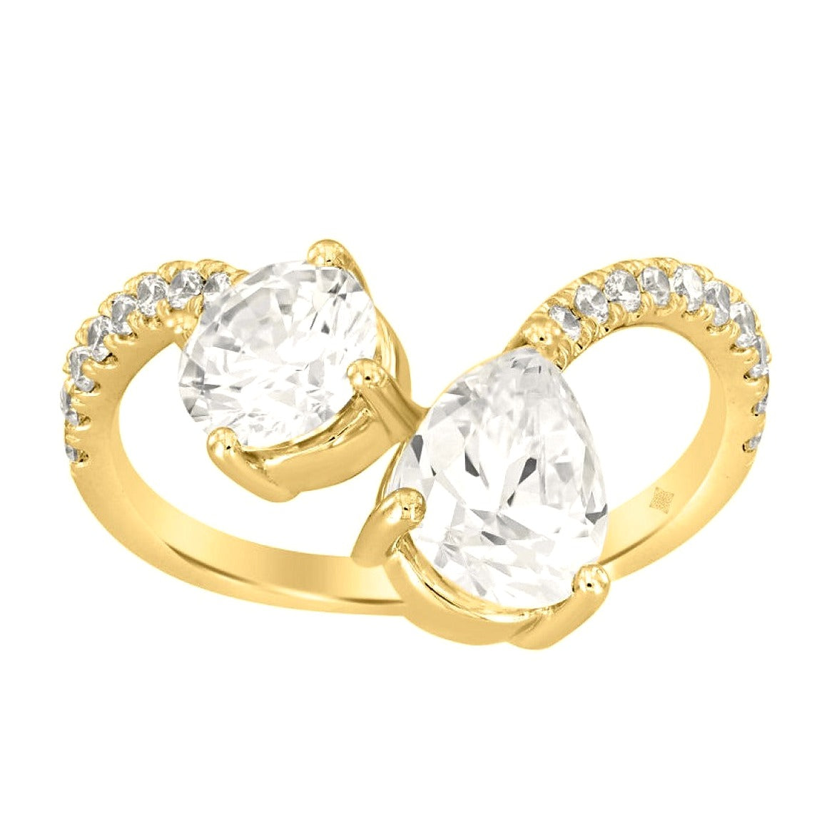 Pear Ring in Yellow Gold (Round Cut) | Diavlia