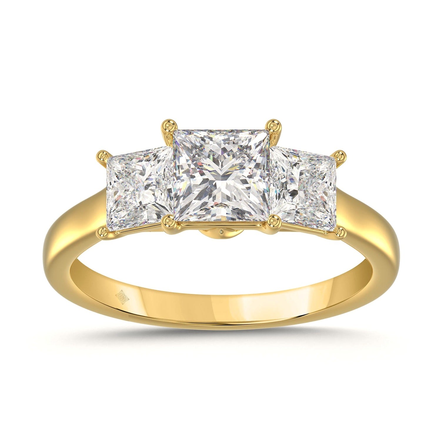Princess Ring in Yellow Gold (Princess Cut) | Diavlia