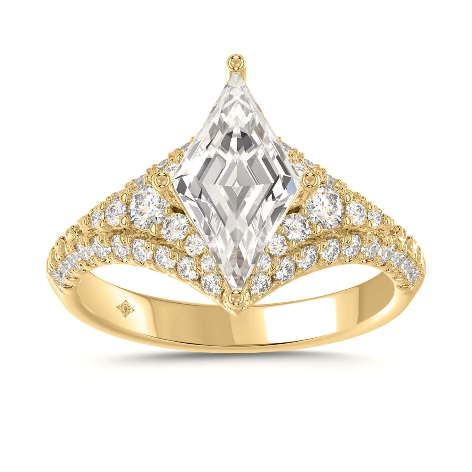 Lozenge Ring in Yellow Gold | Diavlia