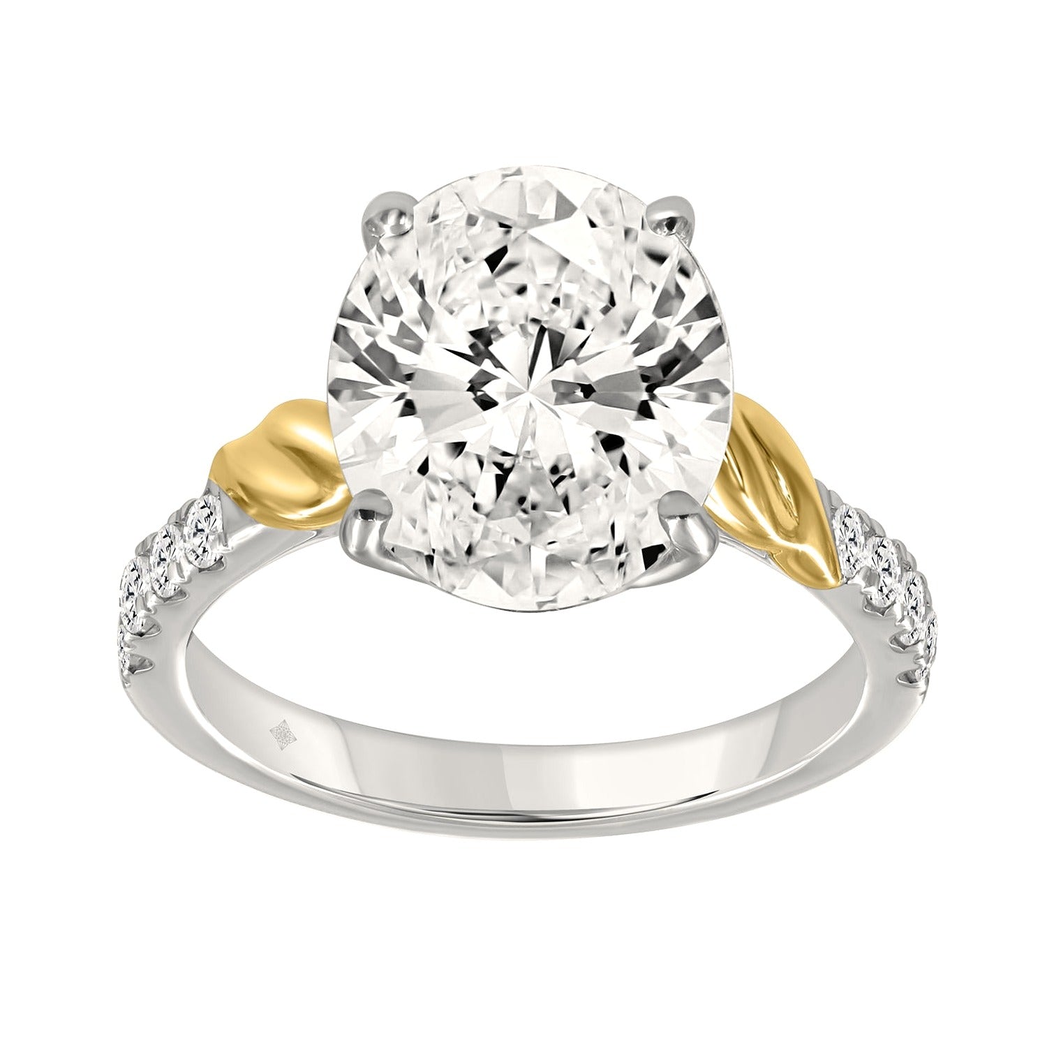 Oval Ring in White Gold (Oval Cut) | Diavlia