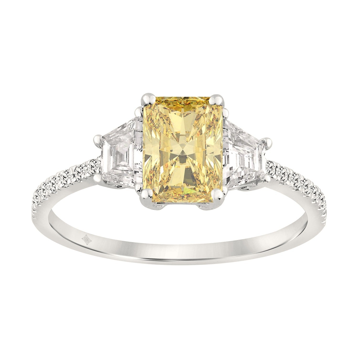 Radiant Elegance Ring in White Gold | Diavlia